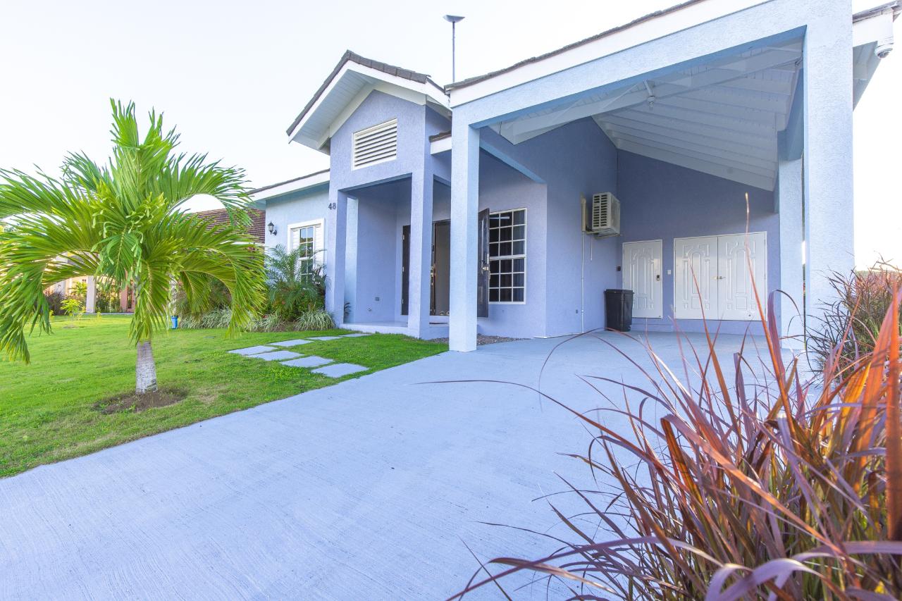 Second image of Gates of Edge Hill in Boscobel, St. Mary, Jamaica - property is For Rent
