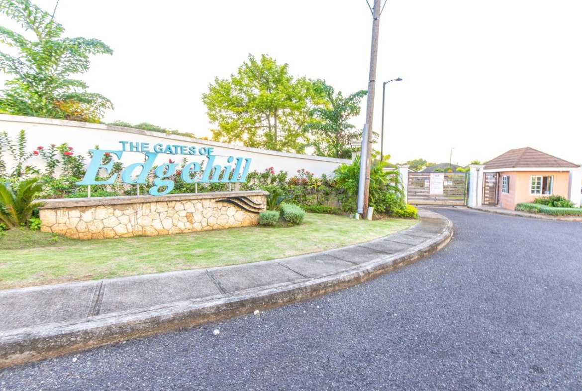 Twenty-Seventh image of Gates of Edge Hill in Boscobel, St. Mary, Jamaica - property is For Rent
