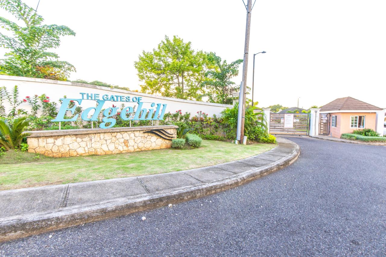 Twenty-Seventh image of Gates of Edge Hill in Boscobel, St. Mary, Jamaica - property is For Rent