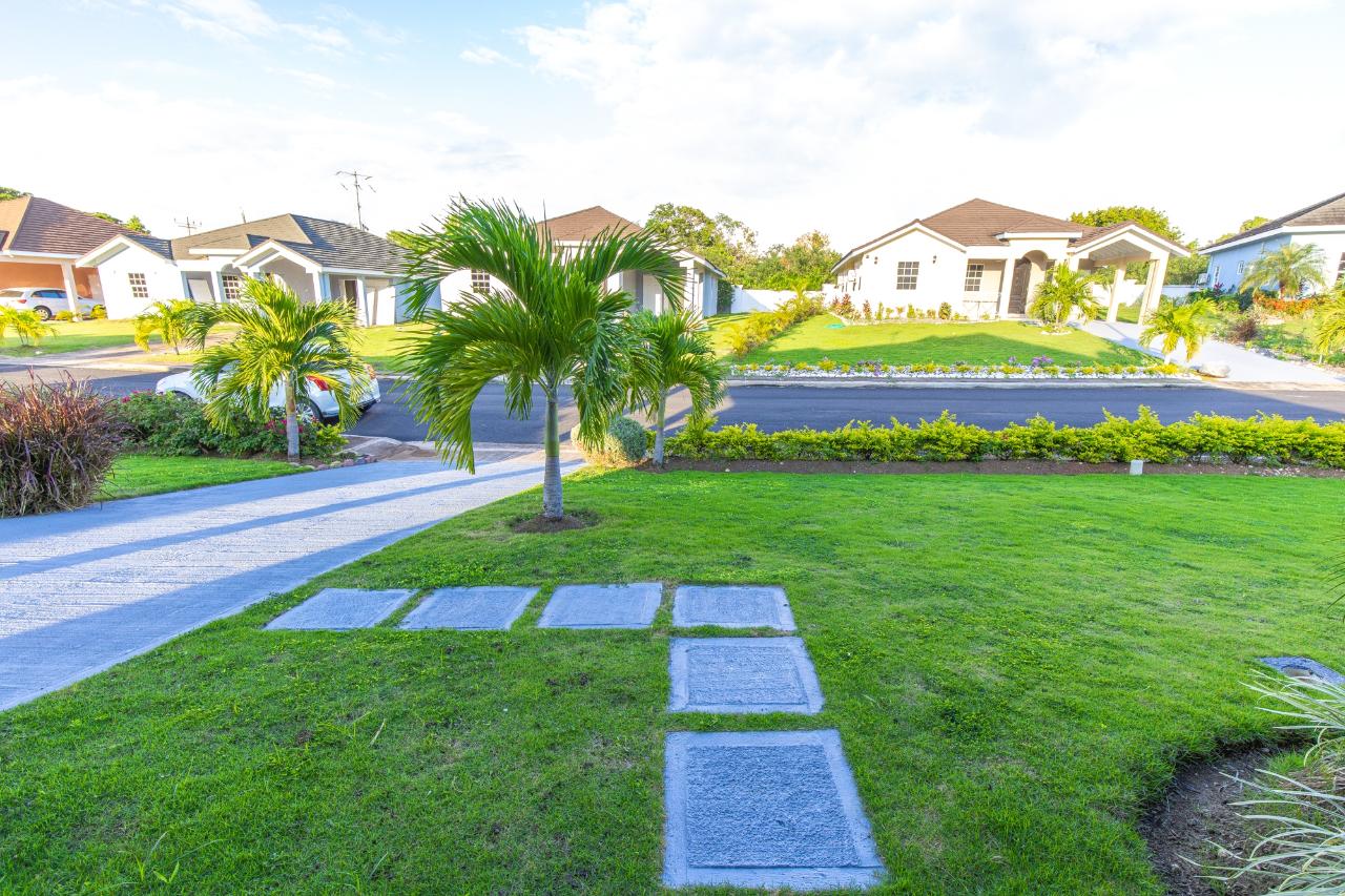 Twenty-Ninth image of Gates of Edge Hill in Boscobel, St. Mary, Jamaica - property is For Rent