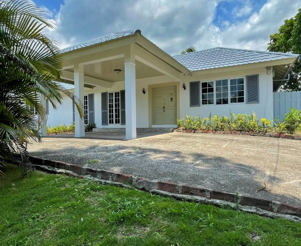 Second image of 18 Manor Park Drive in CONSTANT SPRING, St. Andrew, Jamaica - property is For Rent