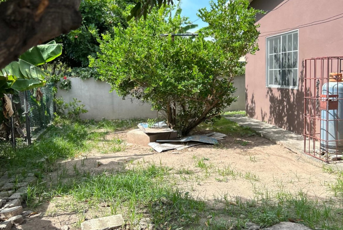 Twentieth image of 3 Cowper Drive in Washington Gardens, St. Andrew, Jamaica - property is For Rent