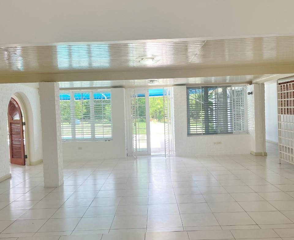 Seventh image of 18 Manor Park Drive in CONSTANT SPRING, St. Andrew, Jamaica - property is For Rent