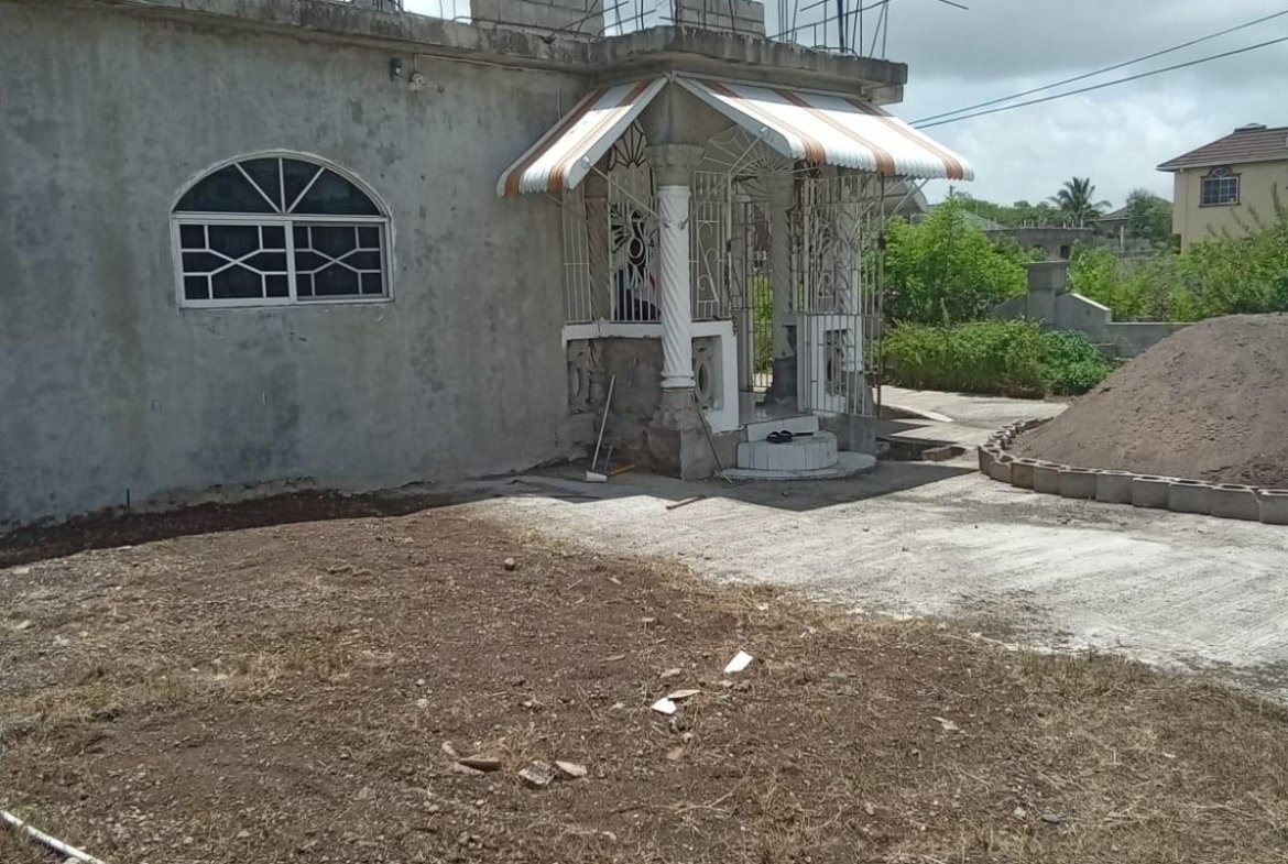 Seventh image of 131 Ivy Avenue in Mineral Heights, Clarendon, Jamaica - property is For Sale