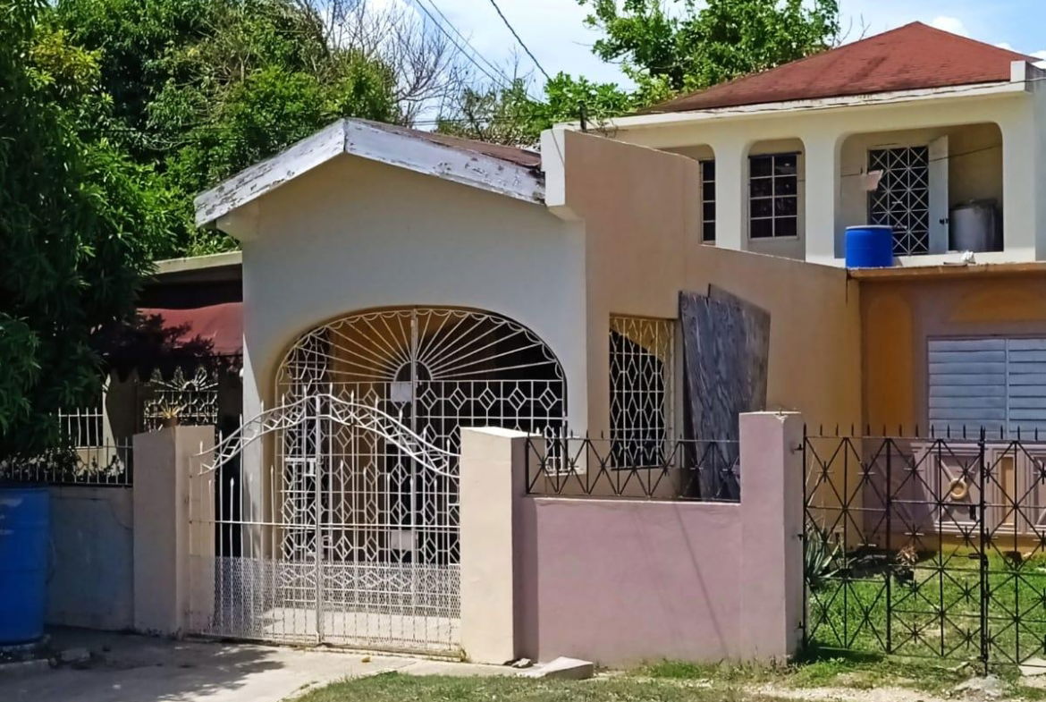 Fourth image of Greater Portmore in Greater Portmore, St. Catherine, Jamaica - property is For Sale