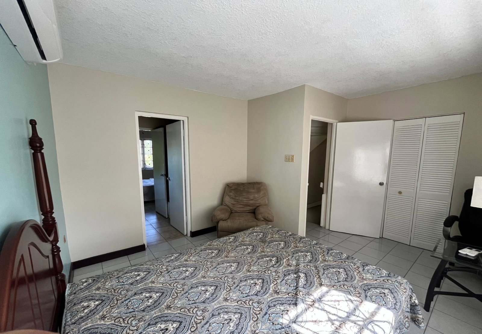 Sixteenth image of th 19- 3a Torrie Avenue in Kingston 8, St. Andrew, Jamaica - property is For Rent