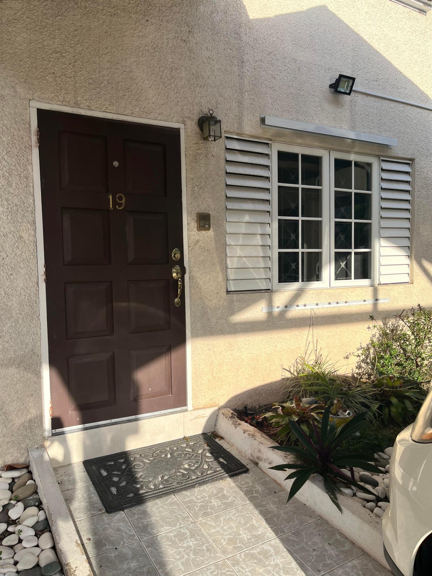 Fourth image of th 19- 3a Torrie Avenue in Kingston 8, St. Andrew, Jamaica - property is For Rent