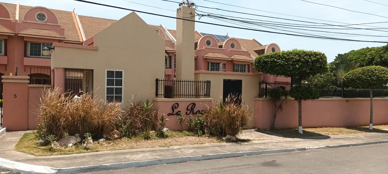 Second image of 5-5 Linstone Crescent, Kingst in Kingston 6, St. Andrew, Jamaica - property is For Rent