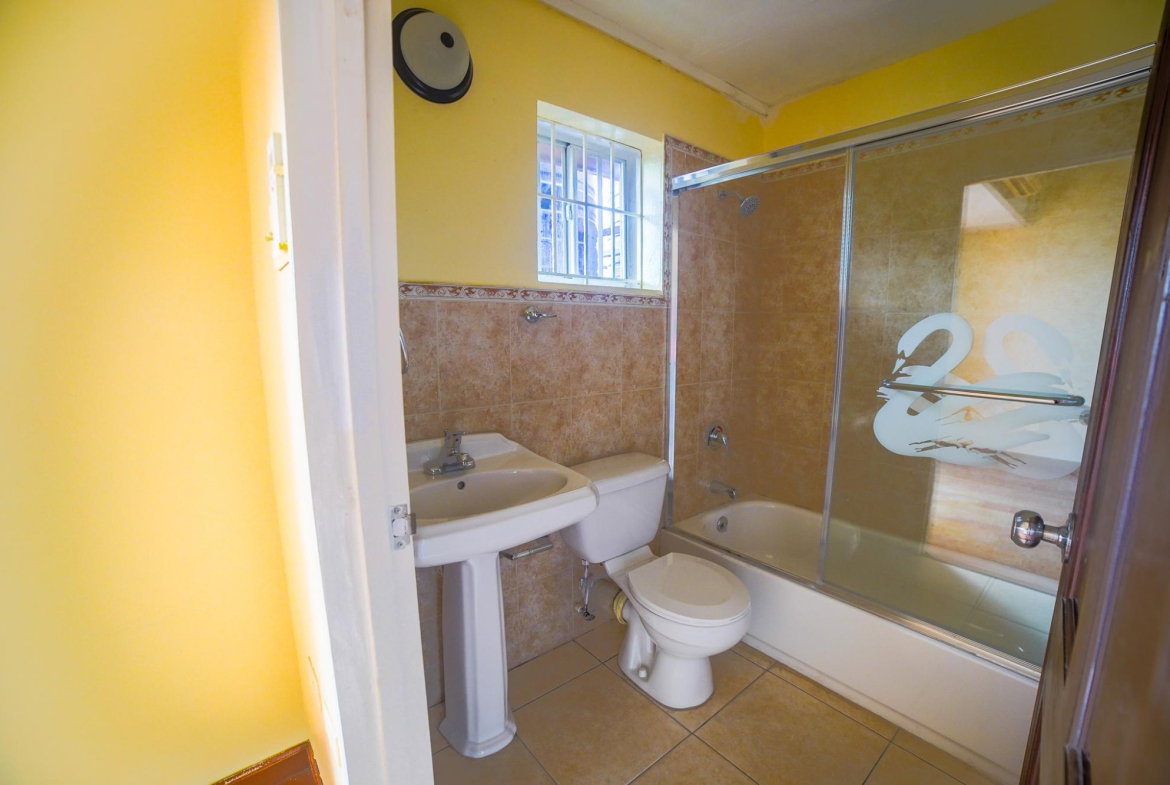 Sixteenth image of 5-5 Linstone Crescent, Kingst in Kingston 6, St. Andrew, Jamaica - property is For Rent