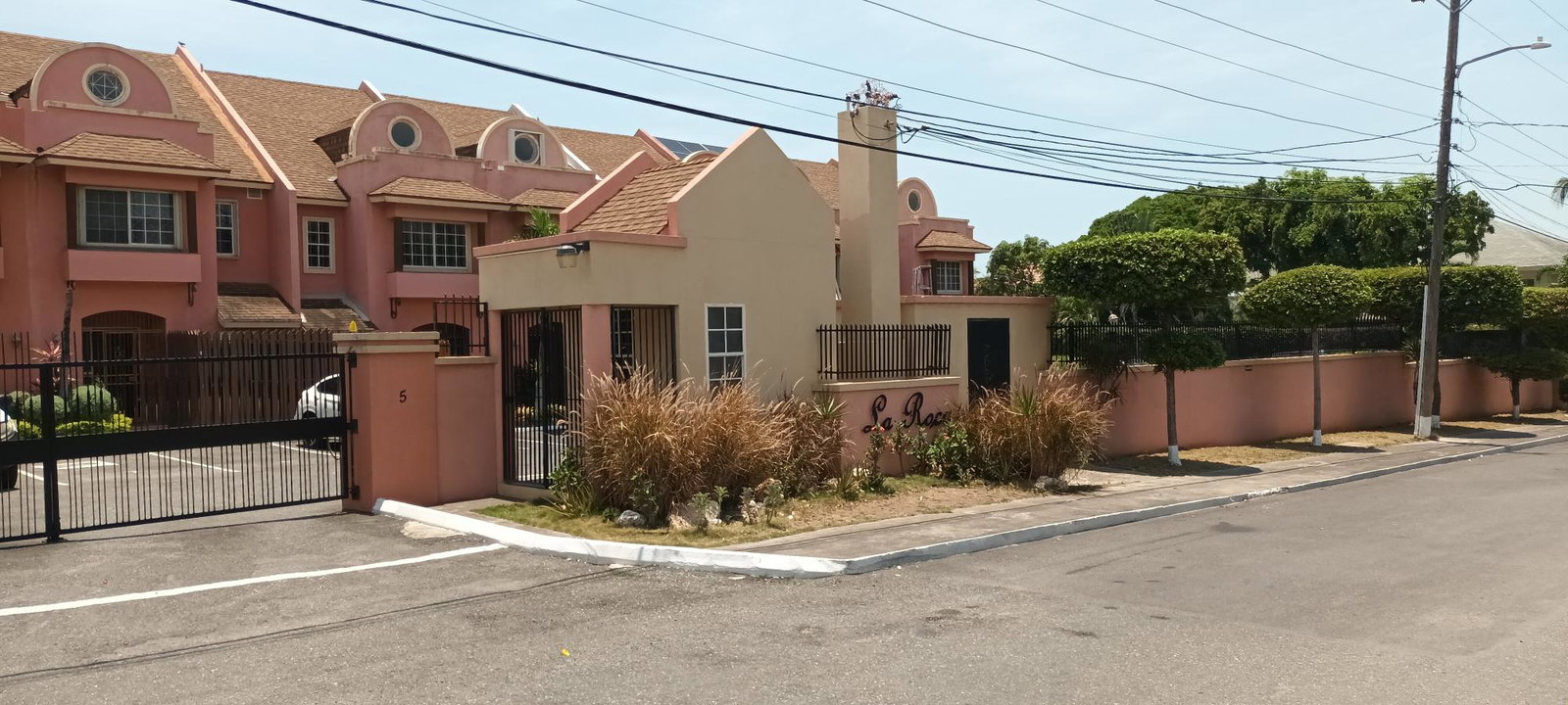Third image of 5-5 Linstone Crescent, Kingst in Kingston 6, St. Andrew, Jamaica - property is For Rent