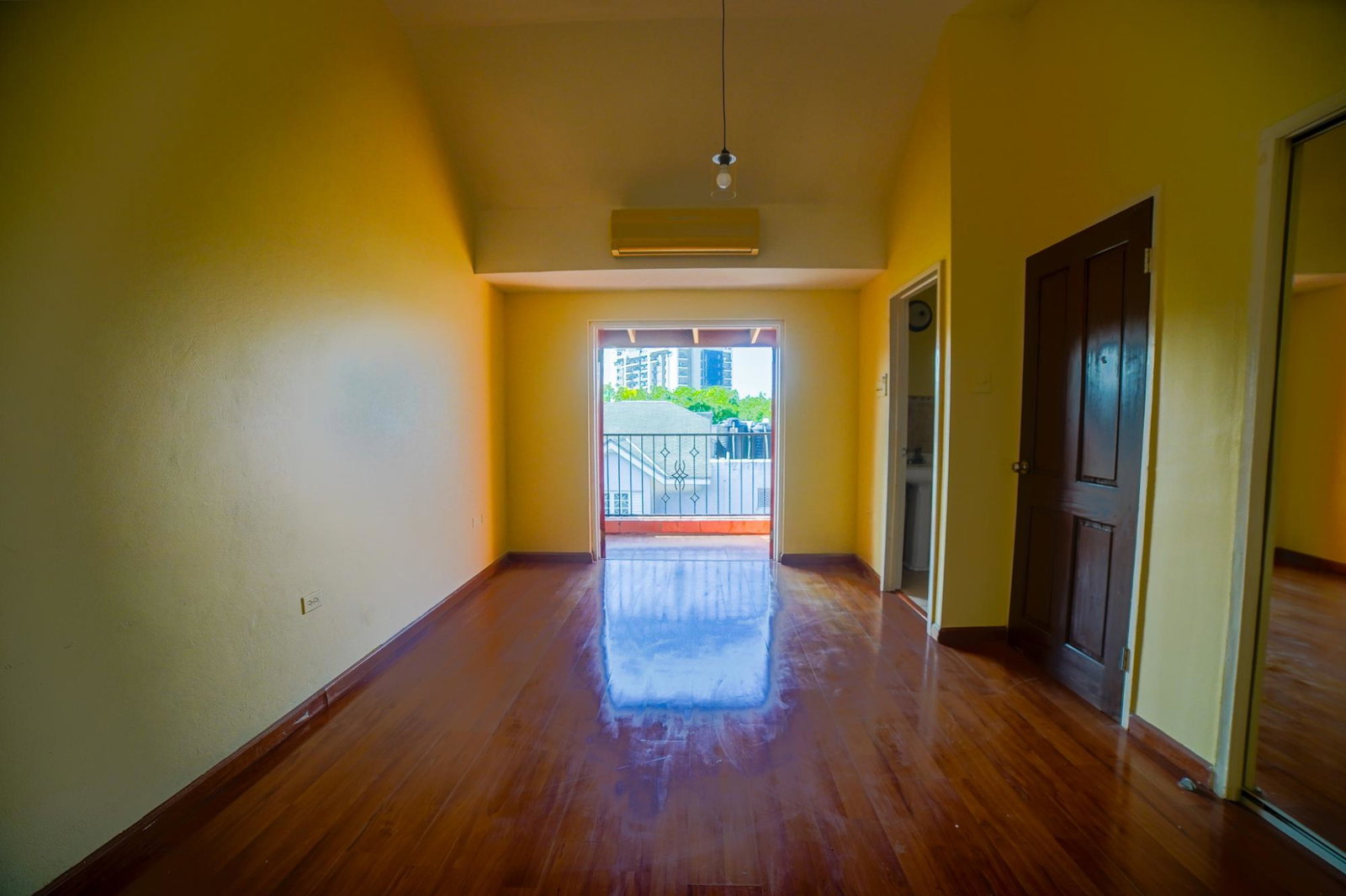 Twenty-Second image of 5-5 Linstone Crescent, Kingst in Kingston 6, St. Andrew, Jamaica - property is For Rent