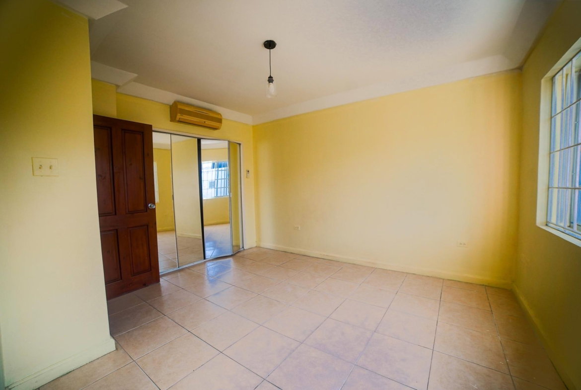 Twenty-Seventh image of 5-5 Linstone Crescent, Kingst in Kingston 6, St. Andrew, Jamaica - property is For Rent