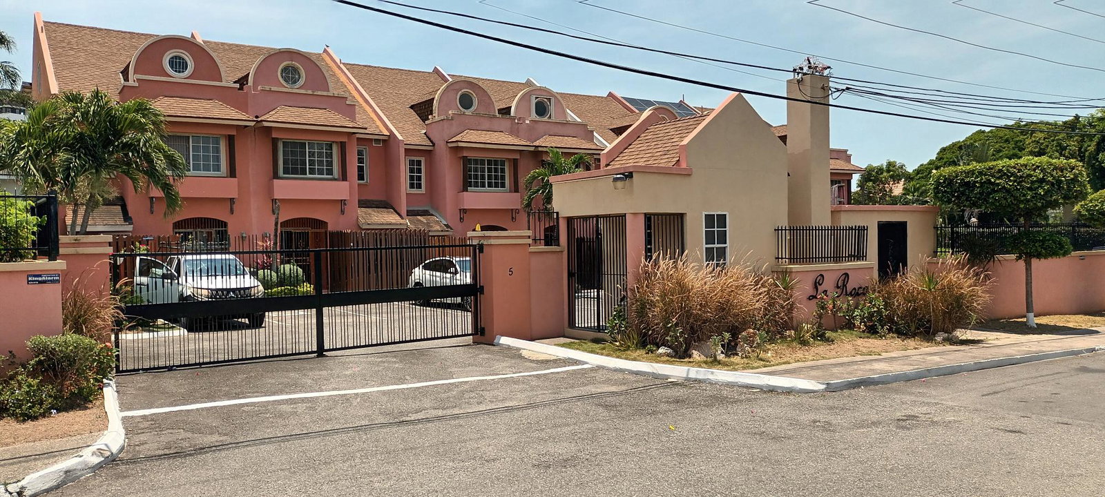 Fourth image of 5-5 Linstone Crescent, Kingst in Kingston 6, St. Andrew, Jamaica - property is For Rent