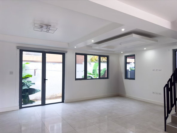 Thirteenth image of 16-27-29 Hopefield Avenue, Kingsto in Kingston 6, St. Andrew, Jamaica - property is For Rent