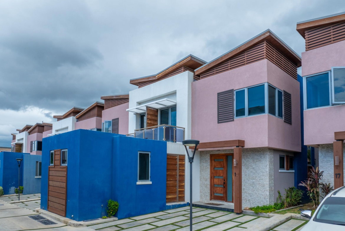 Sixth image of 16-27-29 Hopefield Avenue, Kingsto in Kingston 6, St. Andrew, Jamaica - property is For Rent