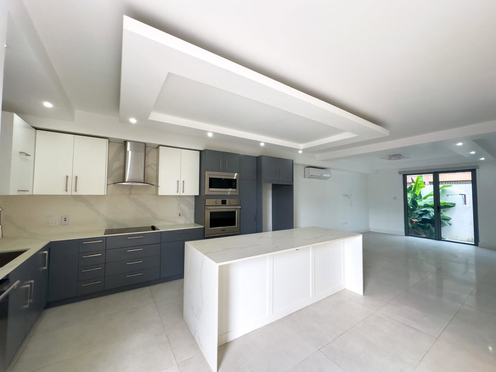 Seventh image of 16-27-29 Hopefield Avenue, Kingsto in Kingston 6, St. Andrew, Jamaica - property is For Rent