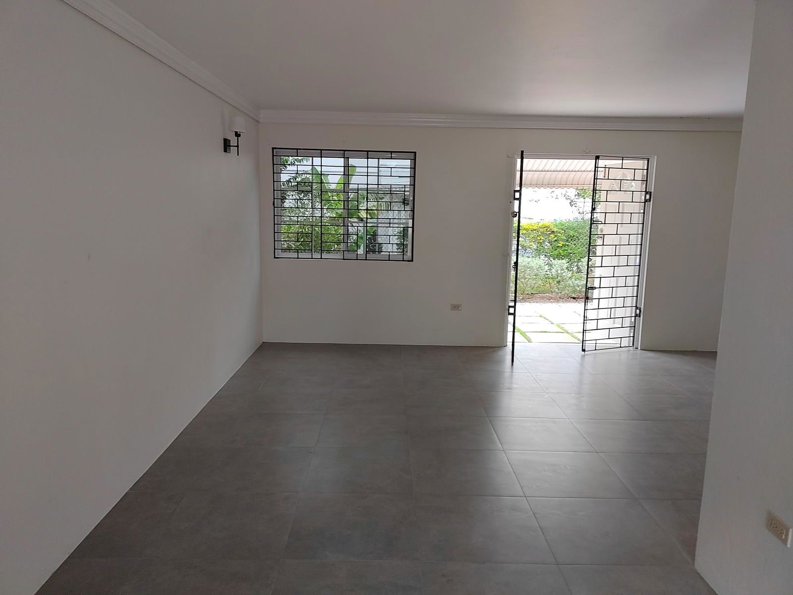 Tenth image of 1-17-19 Lady Musgrave Road in Kingston 10, St. Andrew, Jamaica - property is For Rent