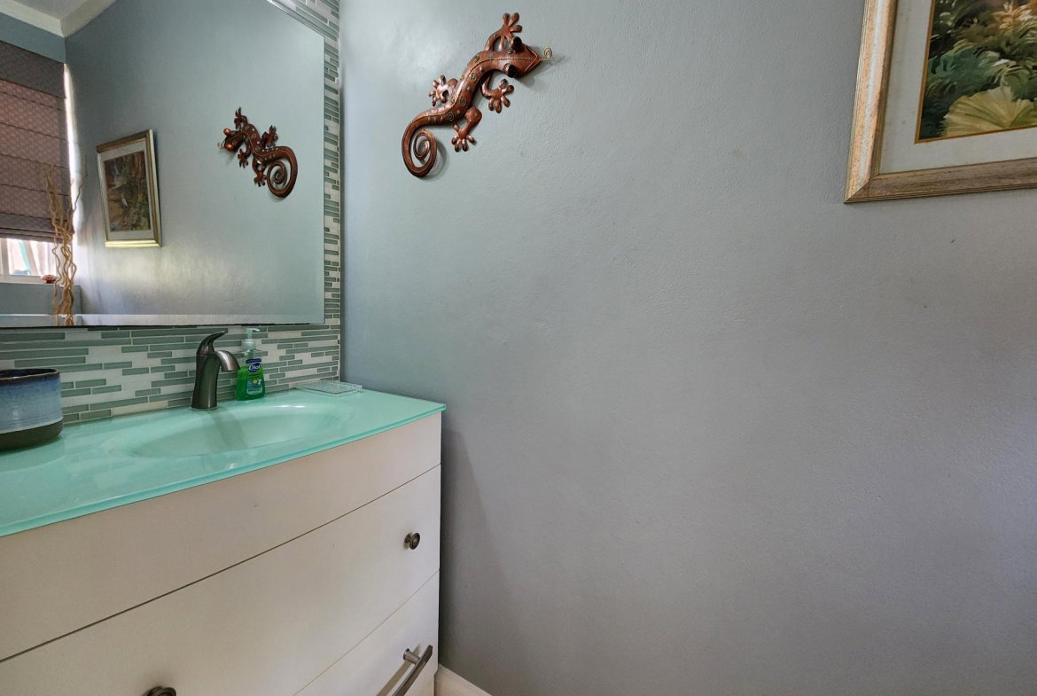 Sixth image of 1 Markham Close in Kingston 8, St. Andrew, Jamaica - property is For Rent