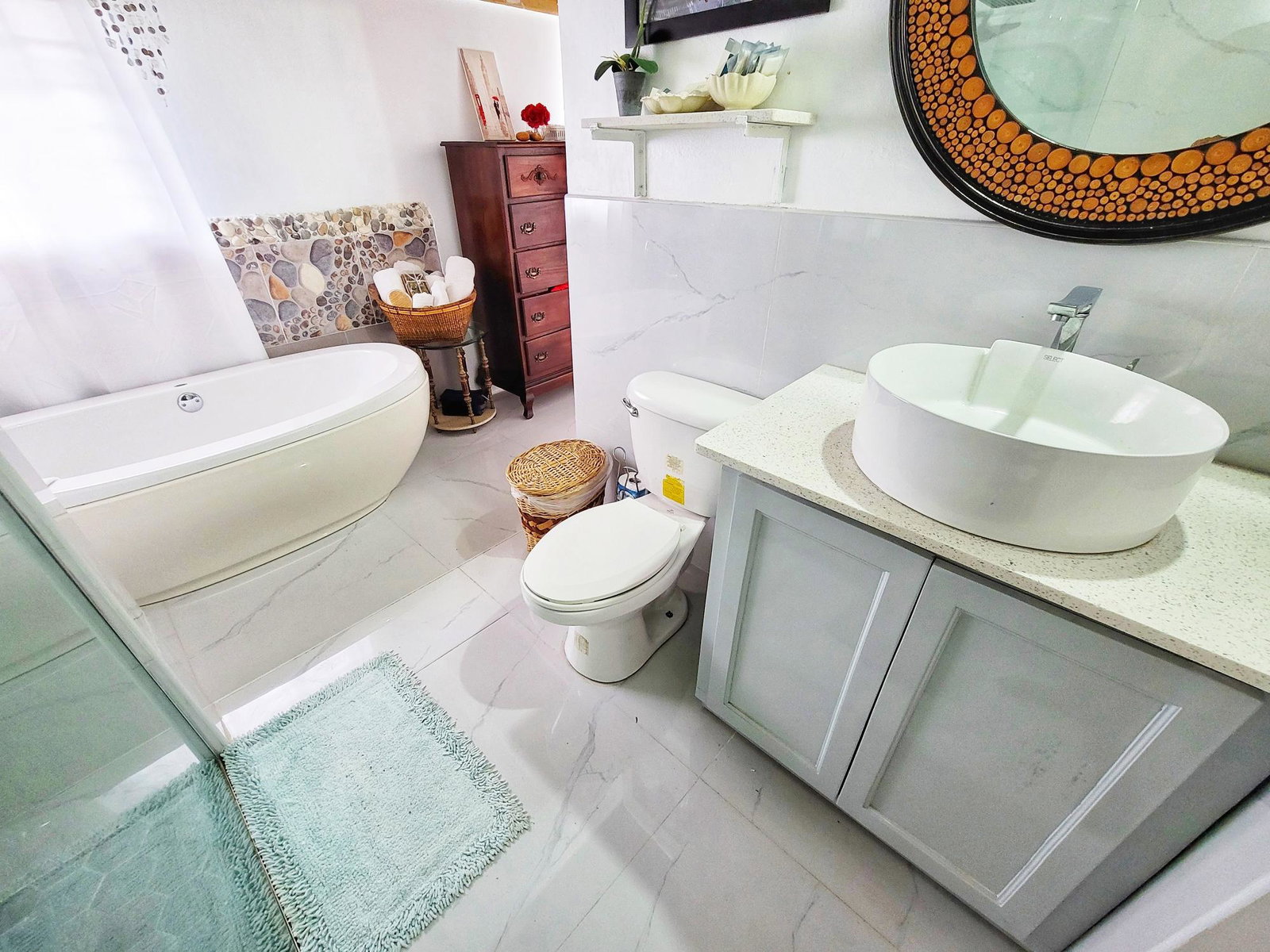 Fourth image of 16-68 Hope Road in Kingston 6, St. Andrew, Jamaica - property is For Rent