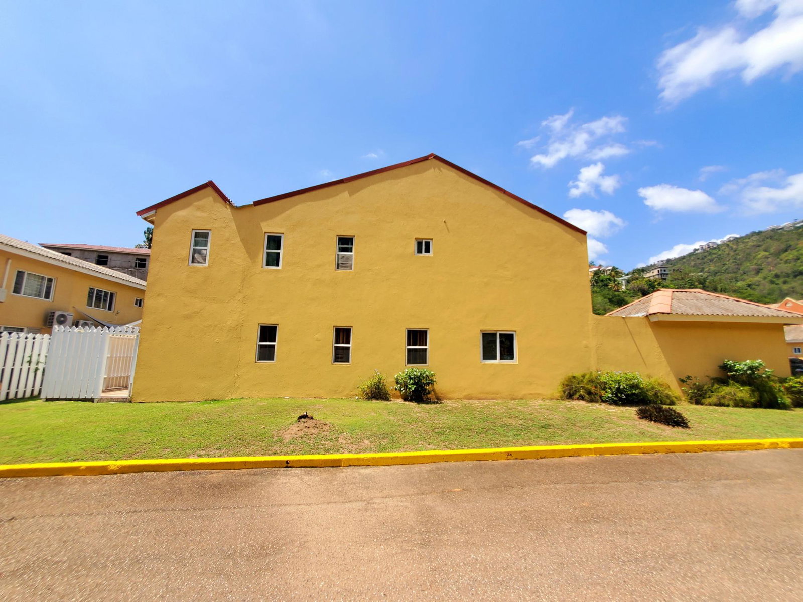 Sixteenth image of 8-10 Watervale Avenue in Kingston 19, St. Andrew, Jamaica - property is For Sale