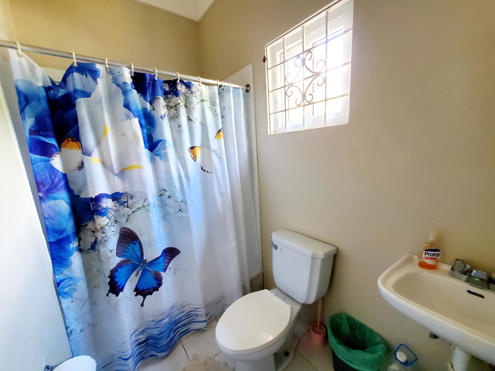 Ninth image of 8-10 Watervale Avenue in Kingston 19, St. Andrew, Jamaica - property is For Sale