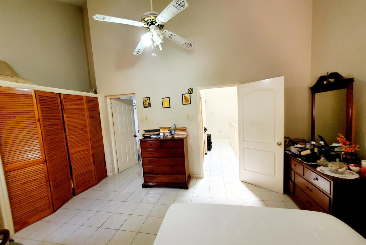 Tenth image of 8-10 Watervale Avenue in Kingston 19, St. Andrew, Jamaica - property is For Sale