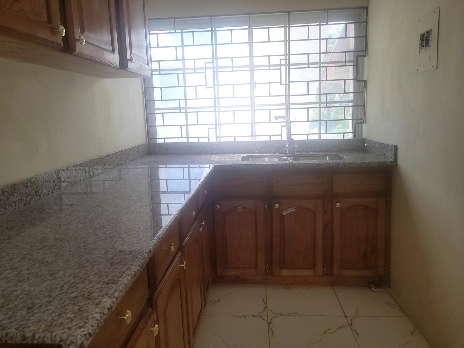 Tenth image of 7 Beverley Close, Kingston in Kingston 19, St. Andrew, Jamaica - property is For Sale