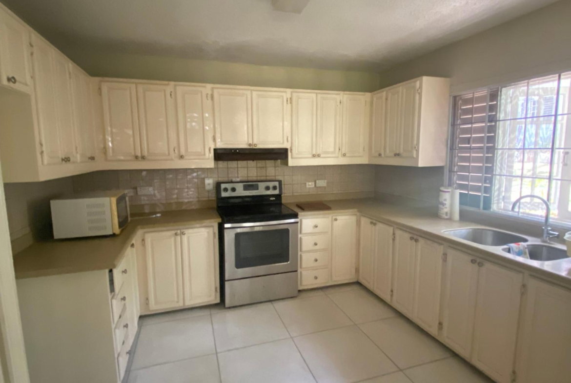 Fourth image of 15-17 Millsborough Avenue in Kingston 6, St. Andrew, Jamaica - property is For Sale
