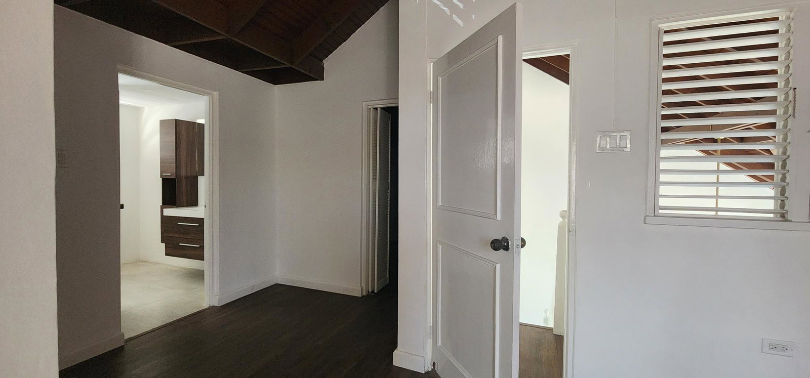 Sixteenth image of 8-55 Shortwood Road in Kingston 8, St. Andrew, Jamaica - property is For Rent