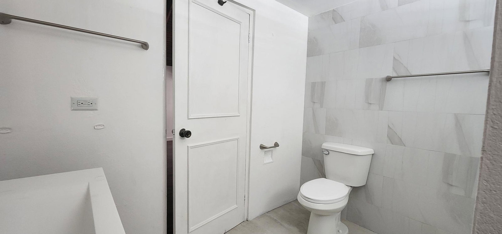 Seventeenth image of 8-55 Shortwood Road in Kingston 8, St. Andrew, Jamaica - property is For Rent