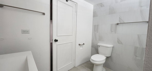 Seventeenth image of 8-55 Shortwood Road in Kingston 8, St. Andrew, Jamaica - property is For Rent