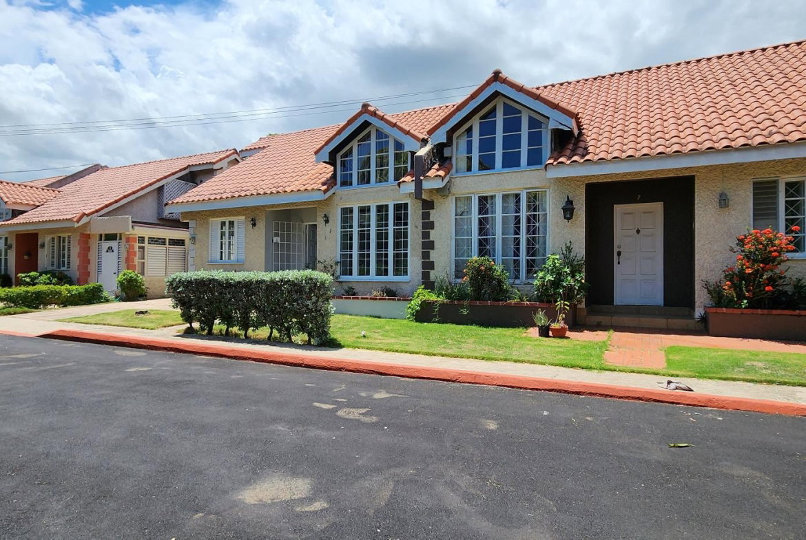 Fourth image of 8-55 Shortwood Road in Kingston 8, St. Andrew, Jamaica - property is For Rent