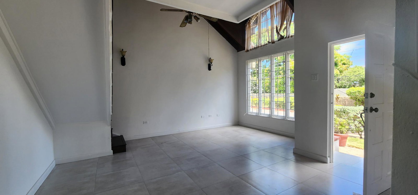 Sixth image of 8-55 Shortwood Road in Kingston 8, St. Andrew, Jamaica - property is For Rent
