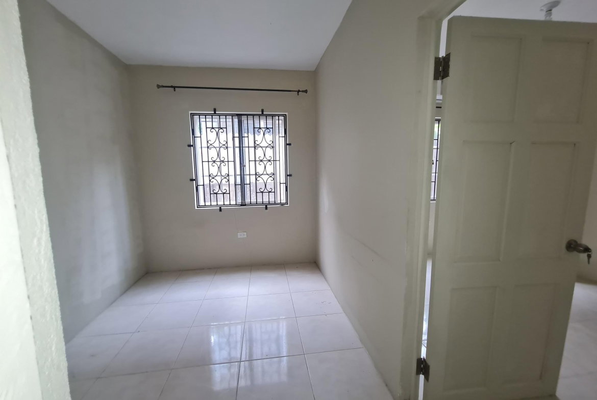 Thirteenth image of 31 Murray Drive in Kingston 6, St. Andrew, Jamaica - property is For Rent
