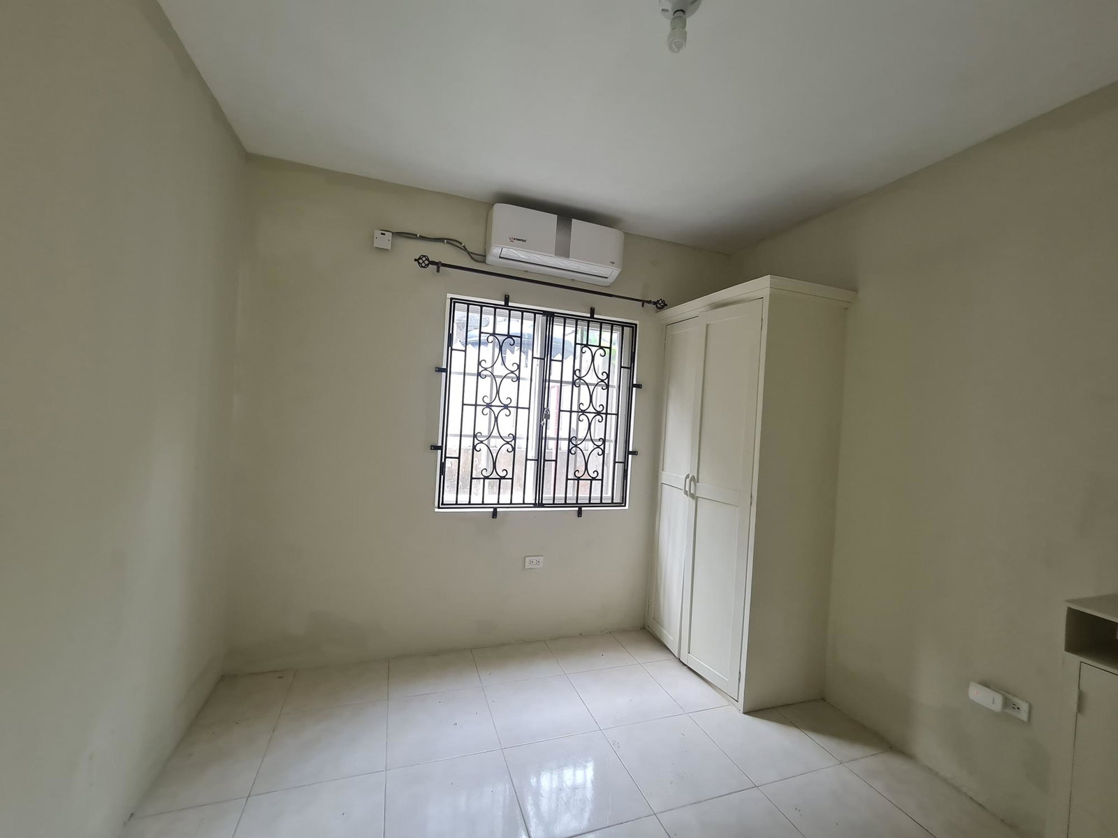 Fourteenth image of 31 Murray Drive in Kingston 6, St. Andrew, Jamaica - property is For Rent