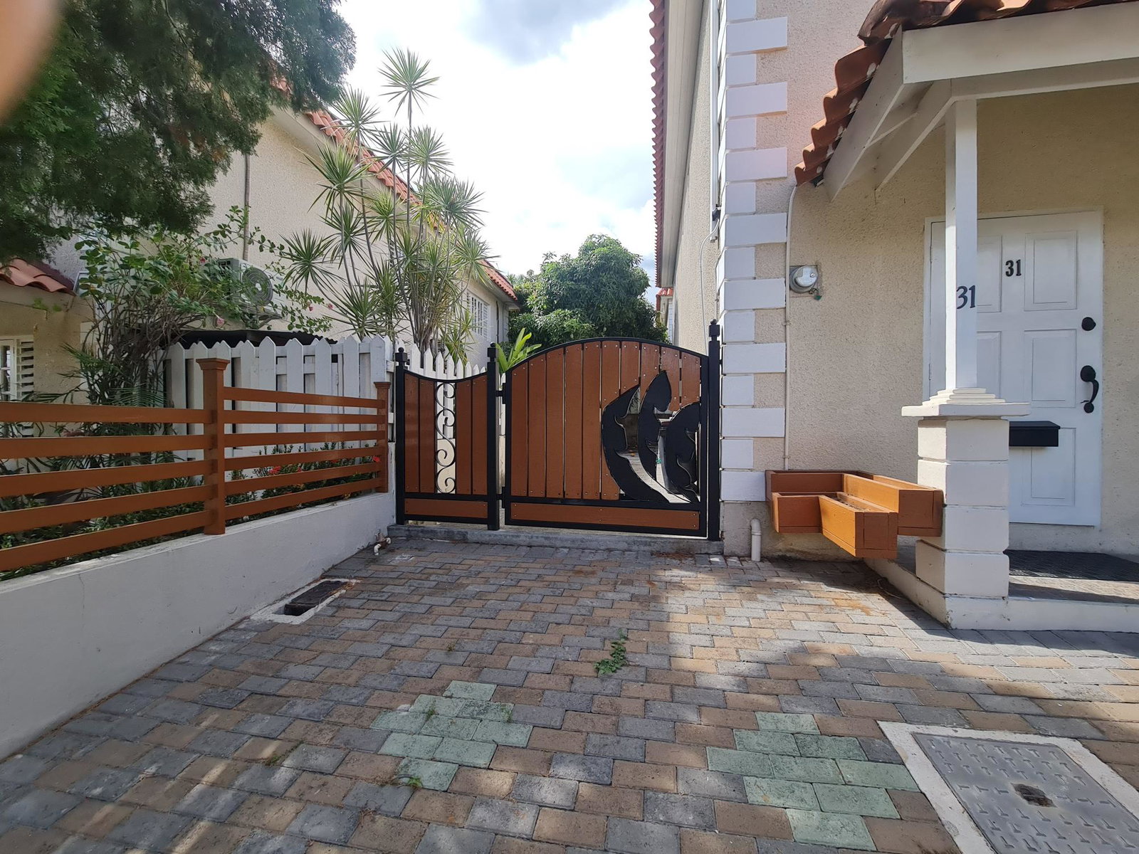 Twenty-Third image of 31 Murray Drive in Kingston 6, St. Andrew, Jamaica - property is For Rent