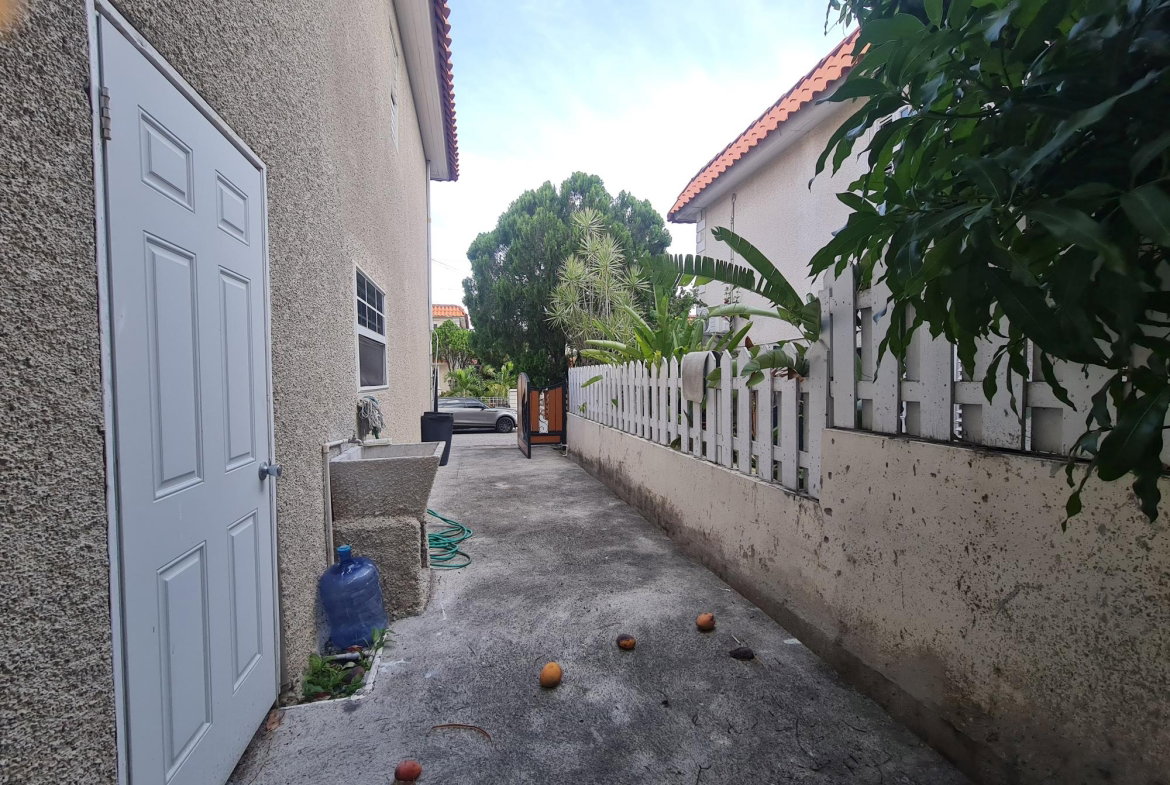 Twenty-Fourth image of 31 Murray Drive in Kingston 6, St. Andrew, Jamaica - property is For Rent