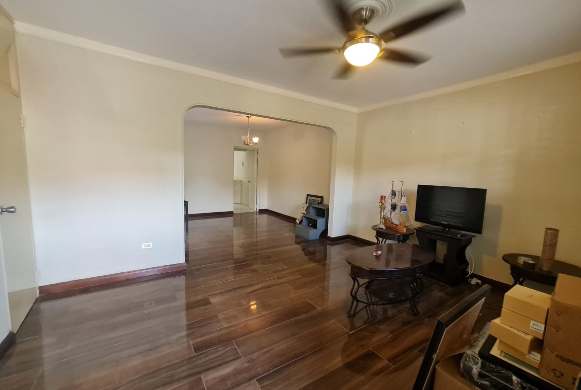 Fifth image of 31 Murray Drive in Kingston 6, St. Andrew, Jamaica - property is For Rent