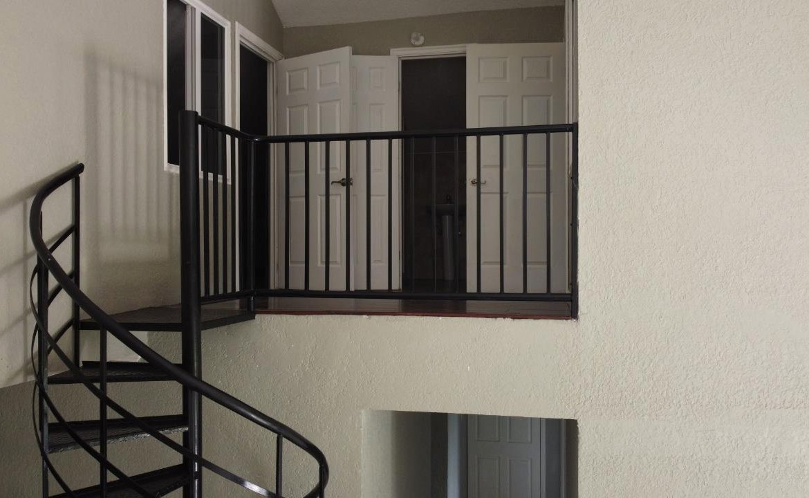 Fourth image of 21-3 Washington Drive, Kgn 10 in Kingston 10, St. Andrew, Jamaica - property is For Rent