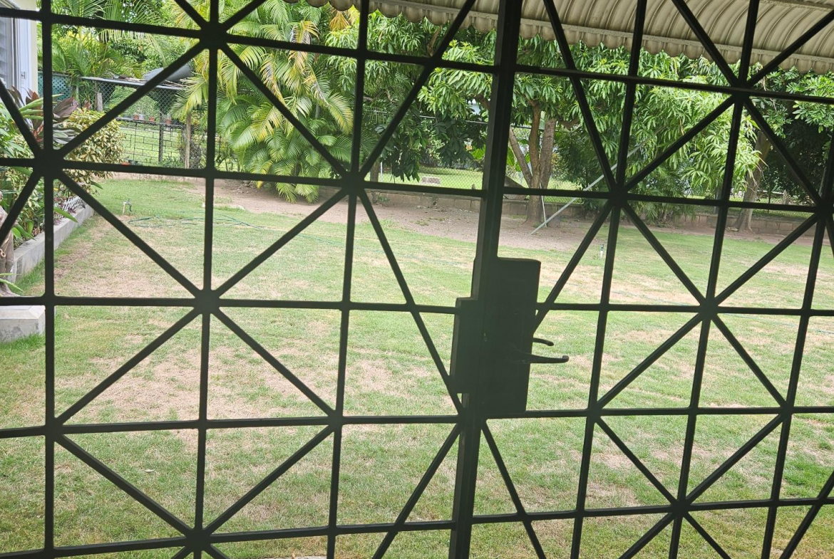 Twelfth image of 9 Gloucester Ave, Kgn 6 in Kingston 6, St. Andrew, Jamaica - property is For Rent