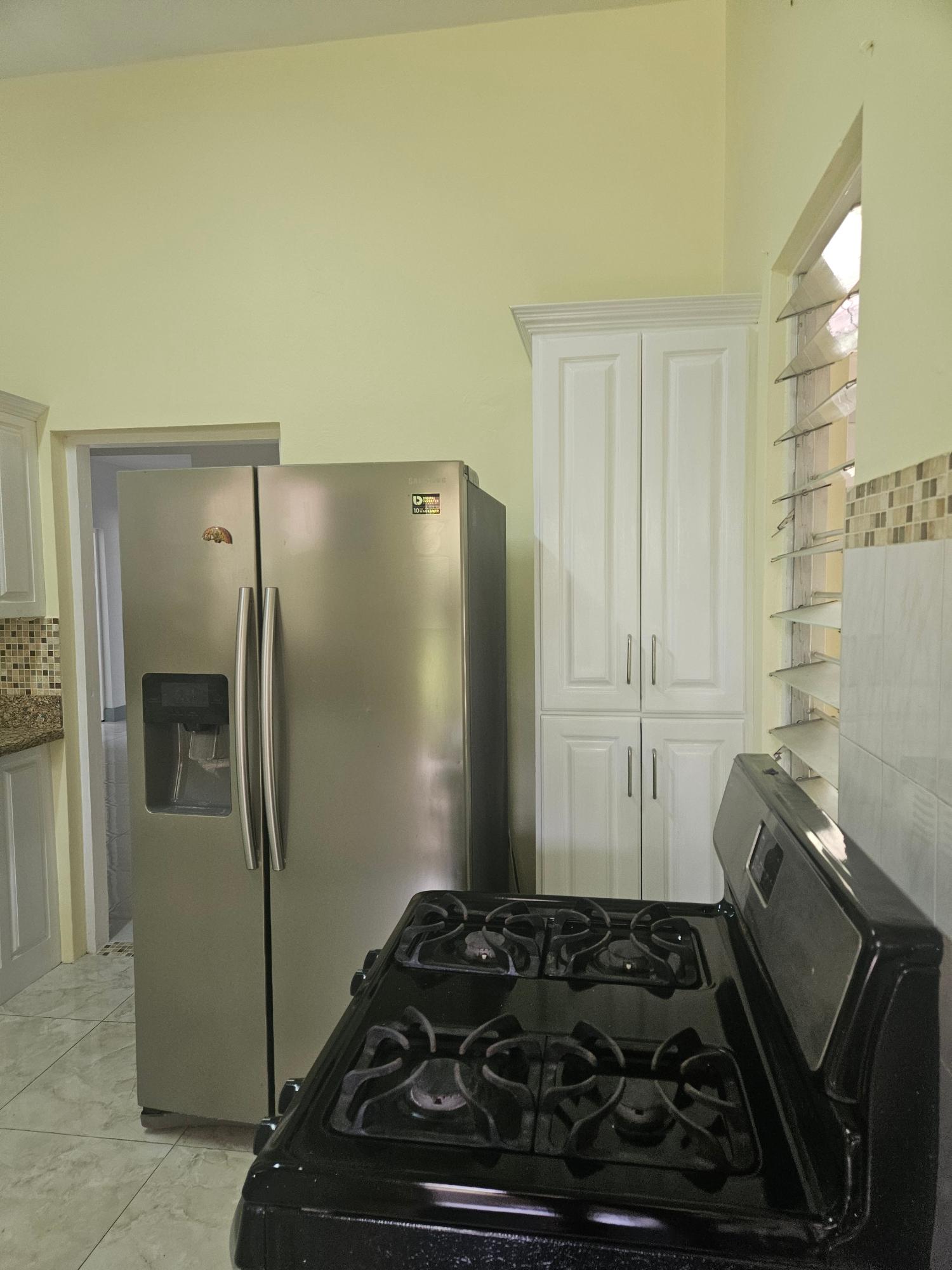 Ninth image of 9 Gloucester Ave, Kgn 6 in Kingston 6, St. Andrew, Jamaica - property is For Rent