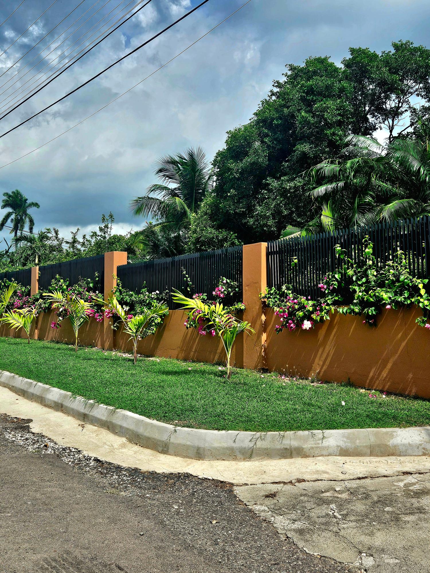First image of 9 Gloucester Ave, Kgn 6 in Kingston 6, St. Andrew, Jamaica - property is For Rent