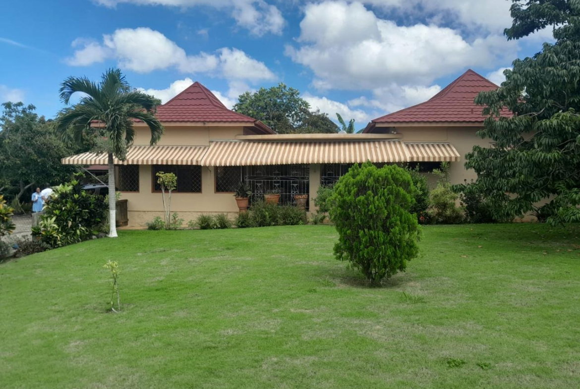 Fourth image of 5 Battersea Mews, Ingleside in Mandeville, Manchester, Jamaica - property is For Sale