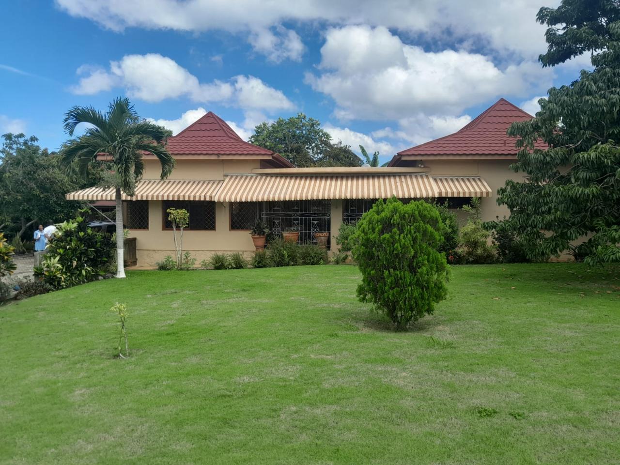 Spacious-4-Bedroom-Bungalow-for-Sale-in-Ingleside-Jamaica Fourth image of 5 Battersea Mews, Ingleside in Mandeville, Manchester, Jamaica - property is For Sale