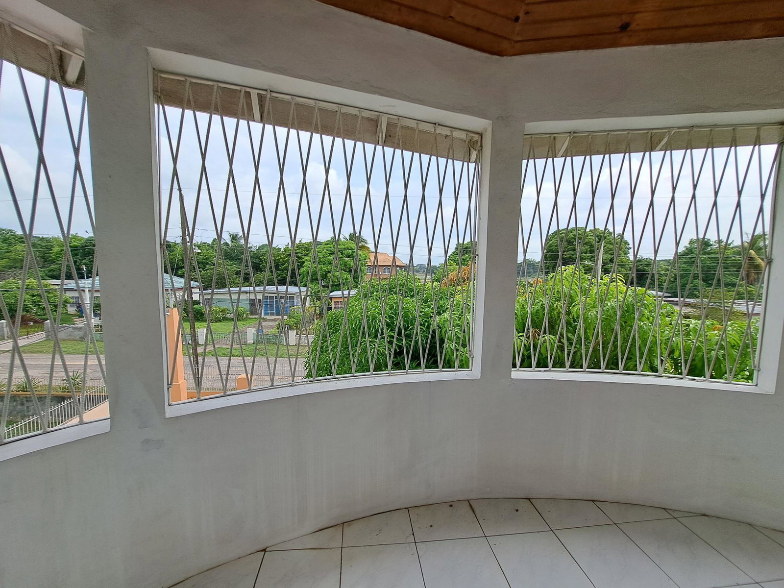Spacious-4-Bedroom-Family-Home-for-Sale-in-Glenmuir-Clarendon Seventh image of 42 Changs Avenue in May Pen, Clarendon, Jamaica - property is For Sale