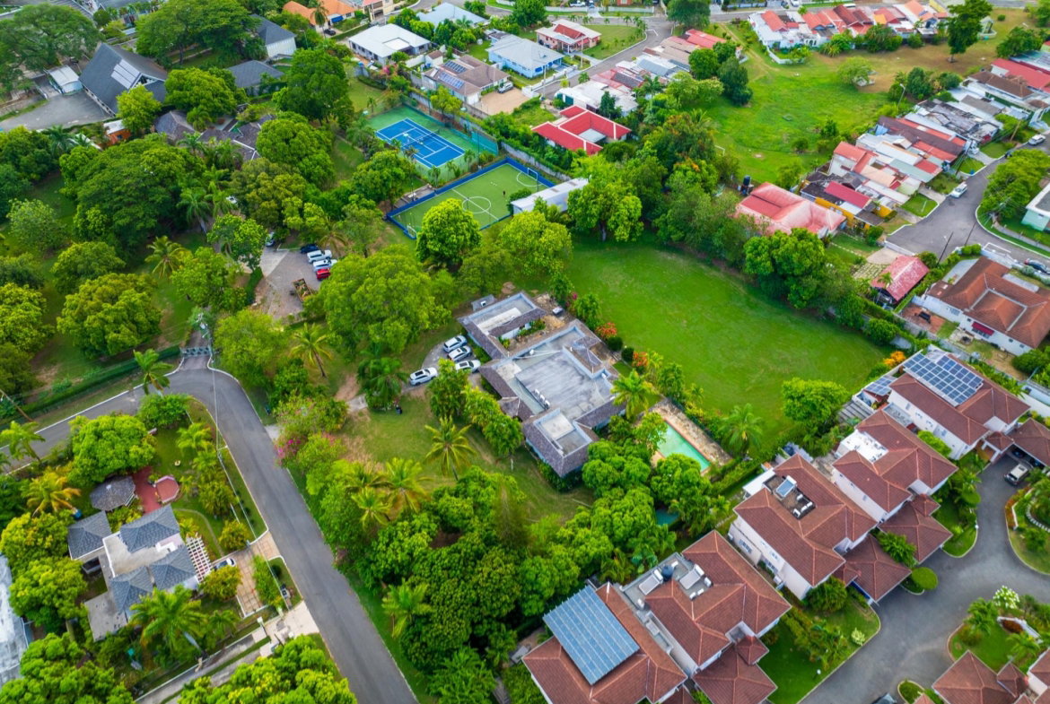 Fourth image of 26 Earls Court in Kingston 8, St. Andrew, Jamaica - property is For Rent