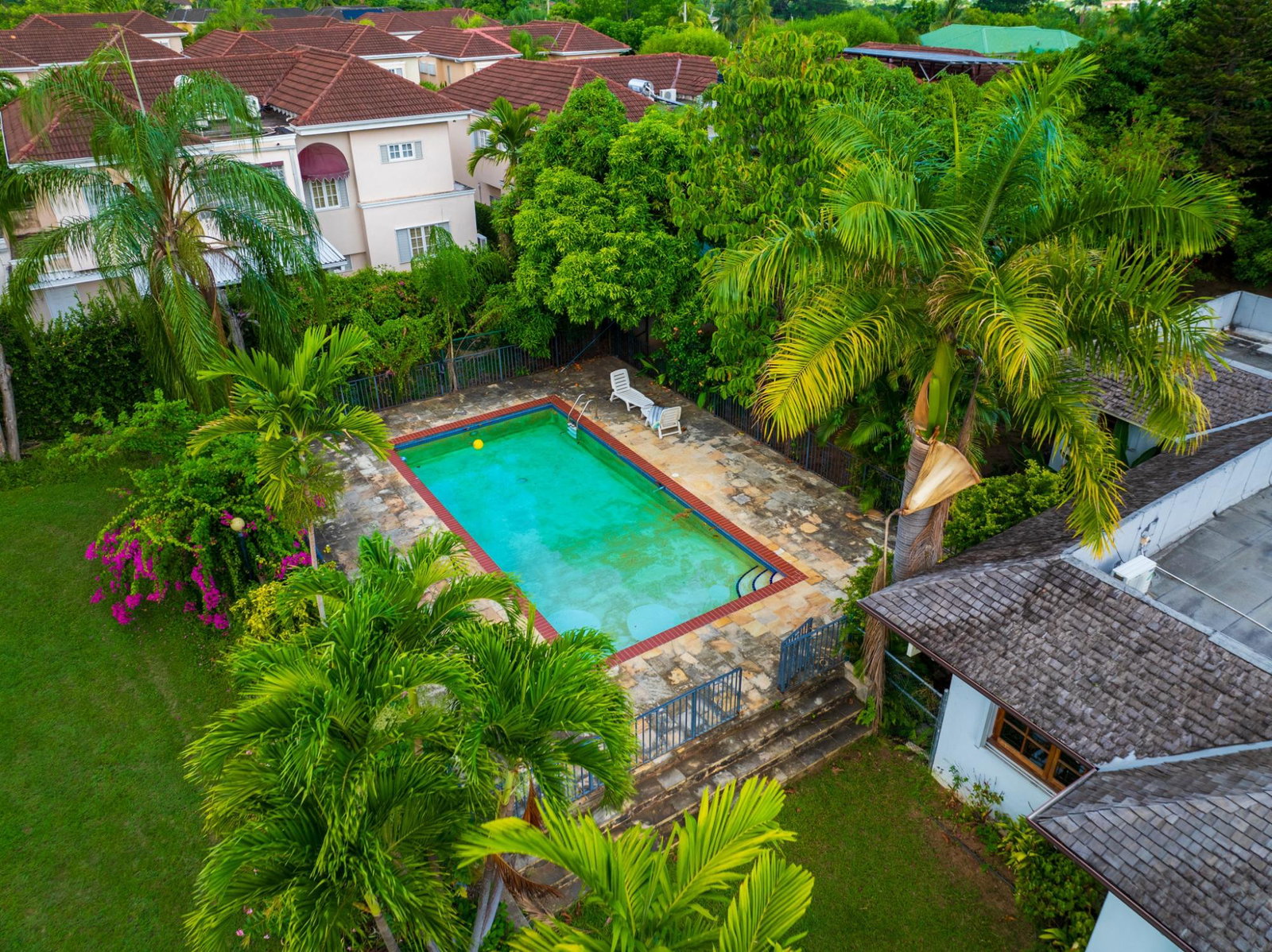 Ninth image of 26 Earls Court in Kingston 8, St. Andrew, Jamaica - property is For Rent