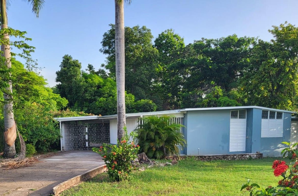 Fifth image of 1 Gibson Drive in Hope Pastures, St. Andrew, Jamaica - property is For Rent