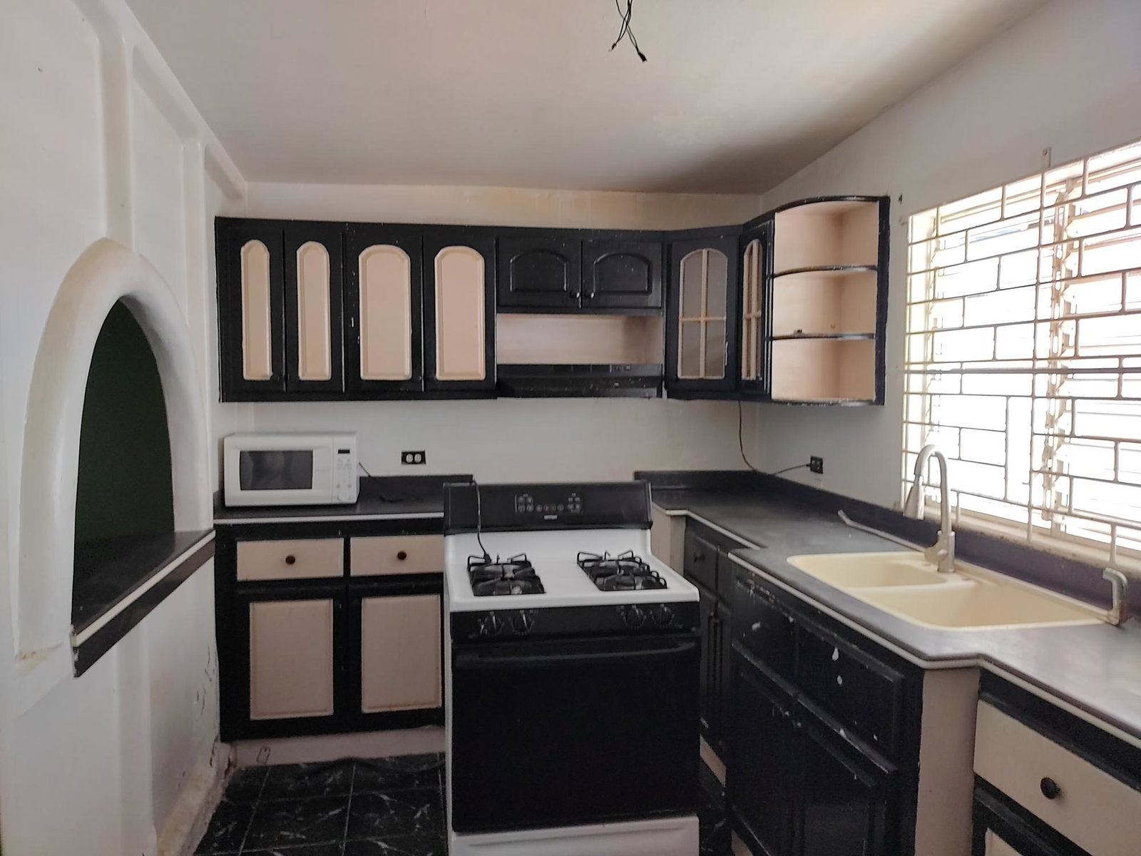 Twenty-Second image of Yvette Crescent in Edgewater, St. Catherine, Jamaica - property is For Sale