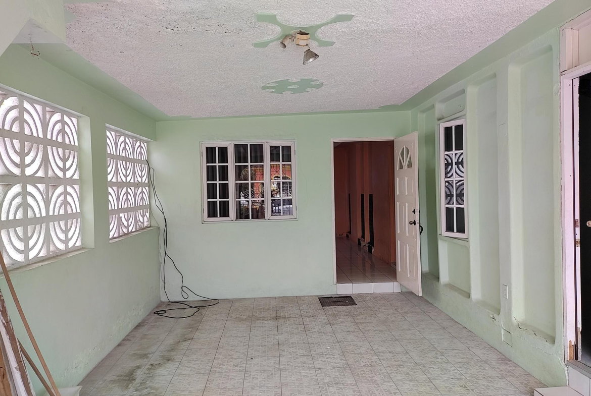 Fifth image of Yvette Crescent in Edgewater, St. Catherine, Jamaica - property is For Sale